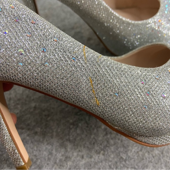 De Blossom Collection Super Sparkly Silver Iridescent Sparkle Size 8.5-9 - Picture 10 of 12